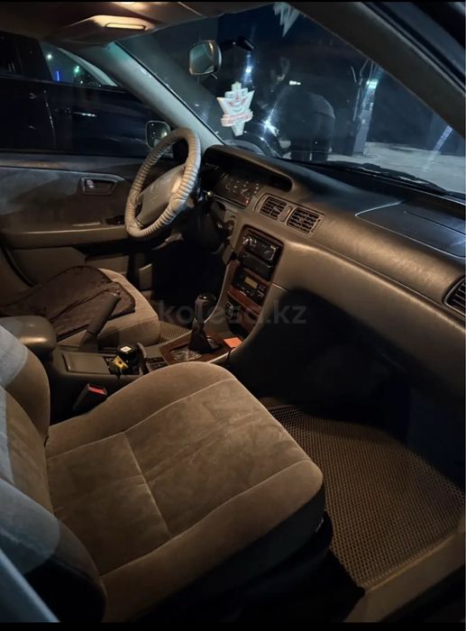 продается машина camry 25
