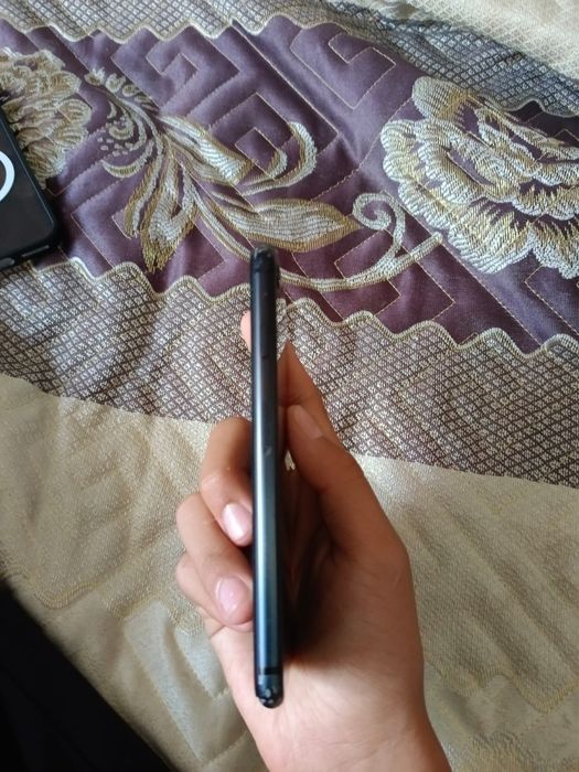 Iphone SE 64гб сатам акум 100