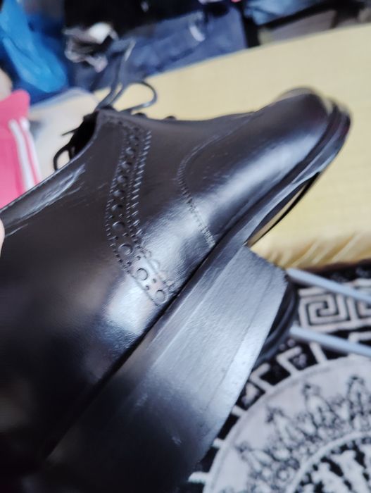 Pantofi bărbați ,purtați o singură dată.