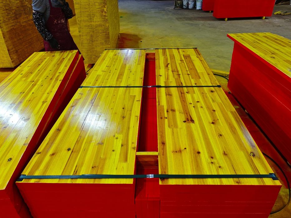 Жълти платна за кофраж 35 лв 27мм