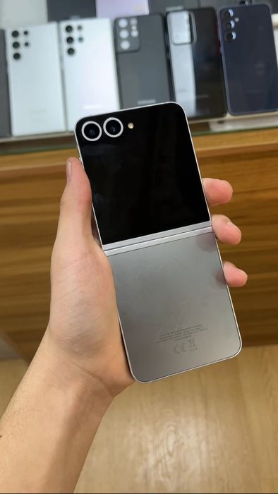 Samsung Z Flip6 xotirasi 8/256GB