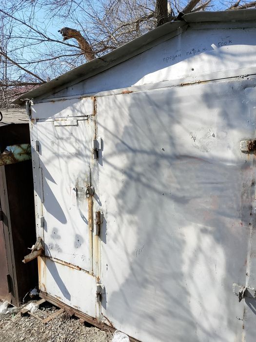 Продам металлический гараж