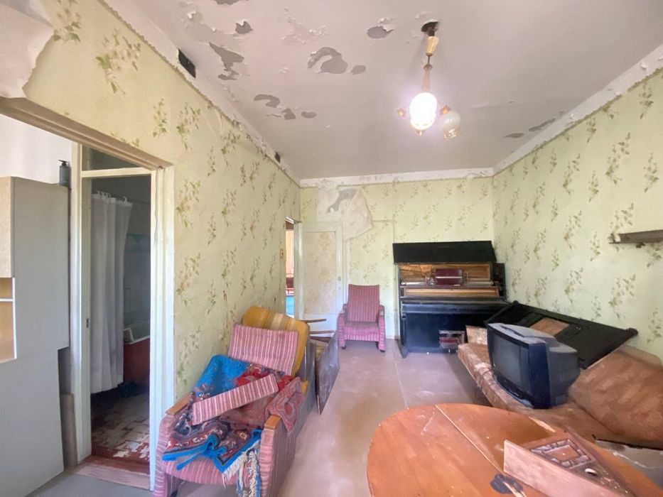 Mirzo Ulugʻbek TTZ 2 da 4 xona uy sotiladi