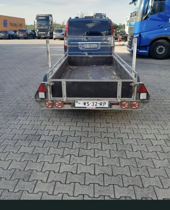 Vand remorca cu 2 axe