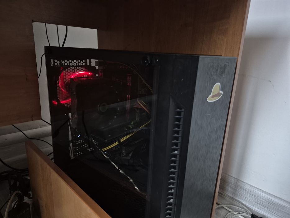 Продаётся игровой компьютер с игровым рулем 
in