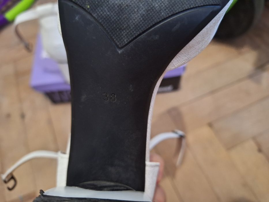 Официални обувки (бели)