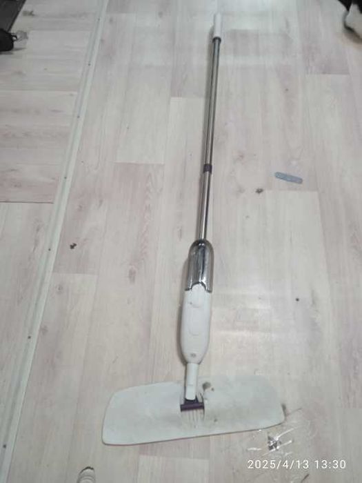 Швабра  моющая .