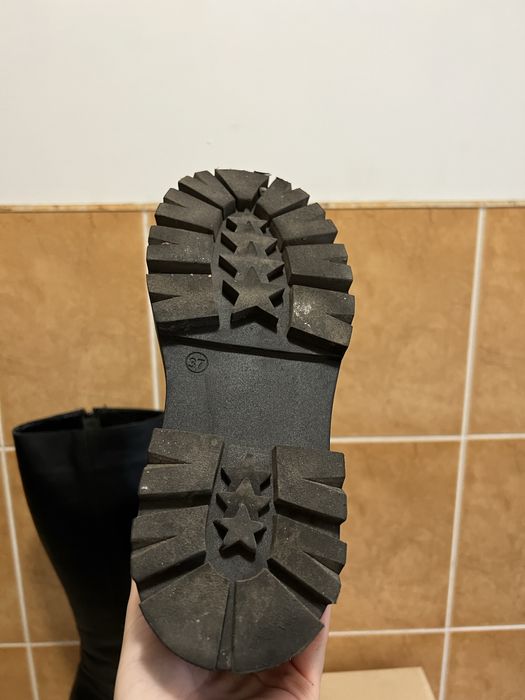 Cizme piele naturala neagra cu fermoar