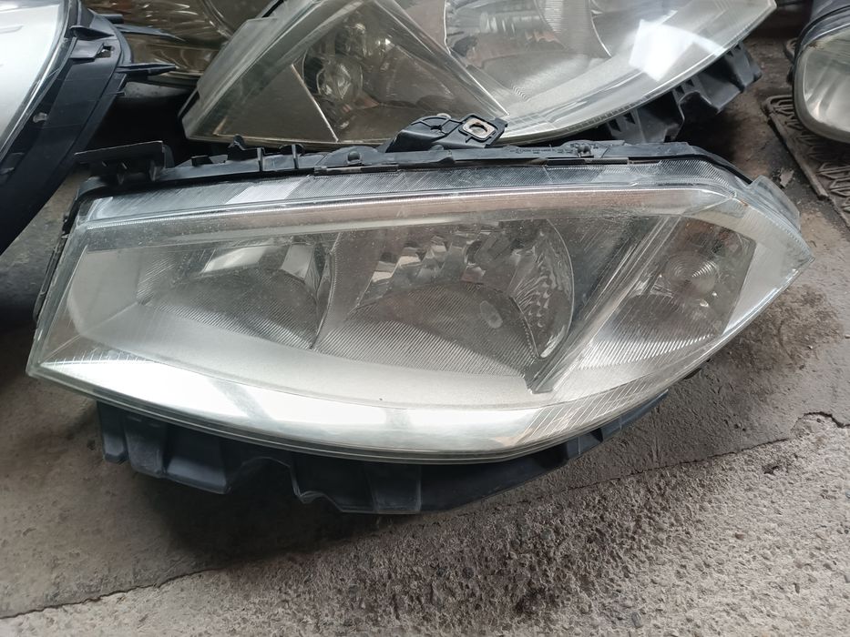 Far stop Dacia Logan Duster Fluence Megane3 Megane2 Arkana Scenic2