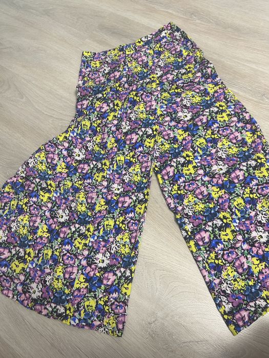 Pantaloni Zara din vascoza ca noi!