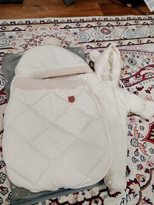 Детский комбинезон и конверт