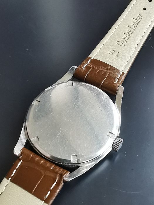 Ceas ETERNA Calendar 140T - Funcționează impecabil !