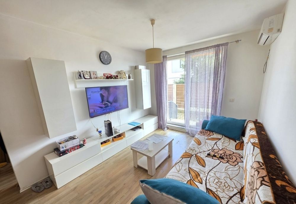 Propietar vand apartament