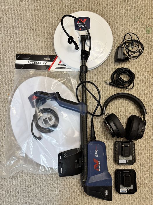 Металлоискатель Minelab gpx 6000 две новые катушки золотоискатель