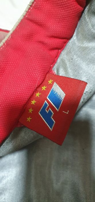 Продам куртку Marlboro