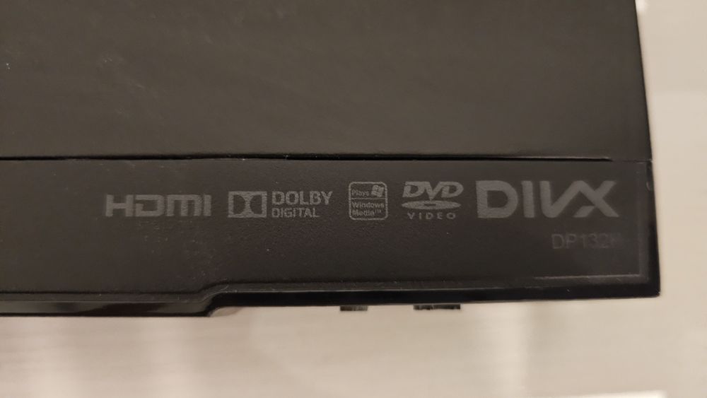 LG   DIVX  DP132H  ( HDMI, Dolby Digital, DVD )