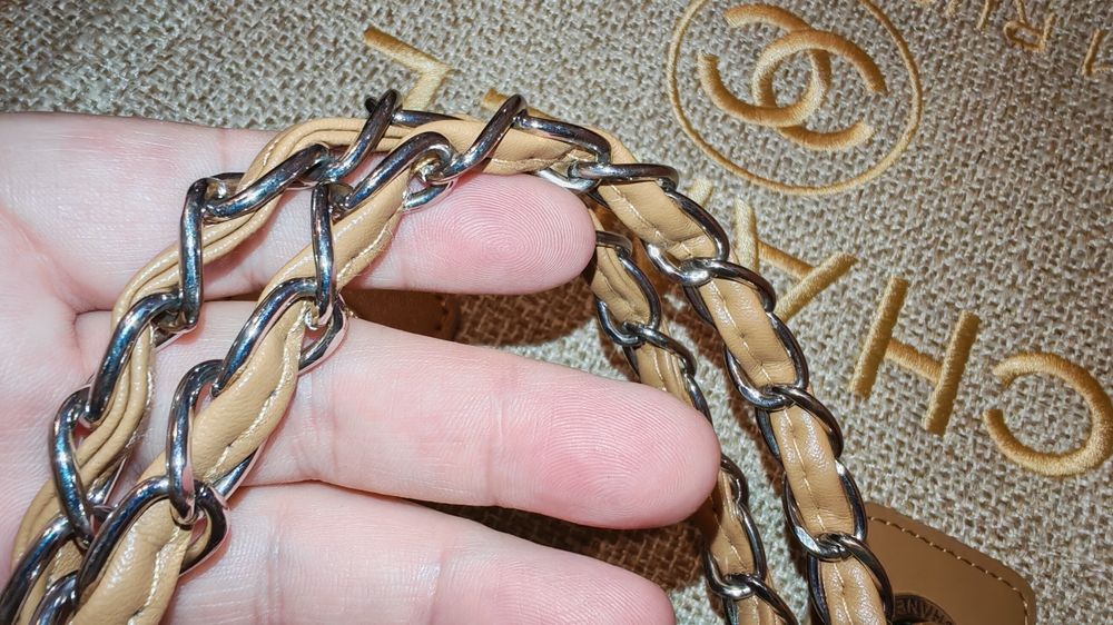 Geantă Chanel Deauville de vară