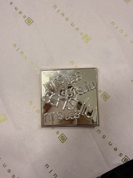 Палетка для глаз Сен Сулу