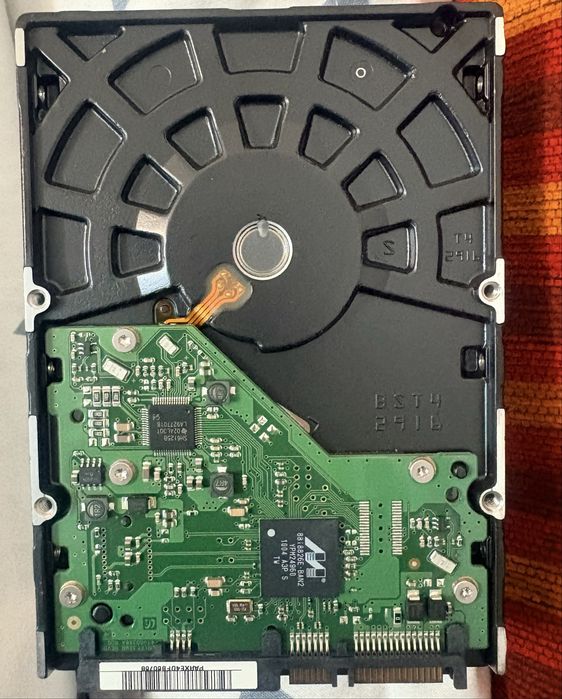 Vand HD 1000GB ,Samsung pentru inregistrari camere video pe el
