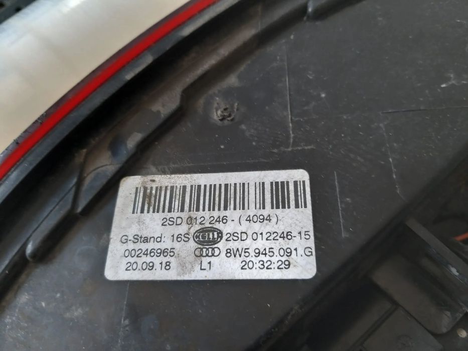 Stop tripla lampa stanga led aripa audi a4 b9 8w berlina 8w5945091g 2sd01224615