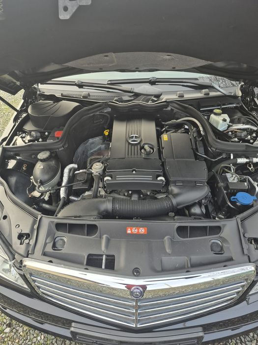 Mercedes C-Class C180 W204 - 1.6i 156CP - Clima * Istoric Service