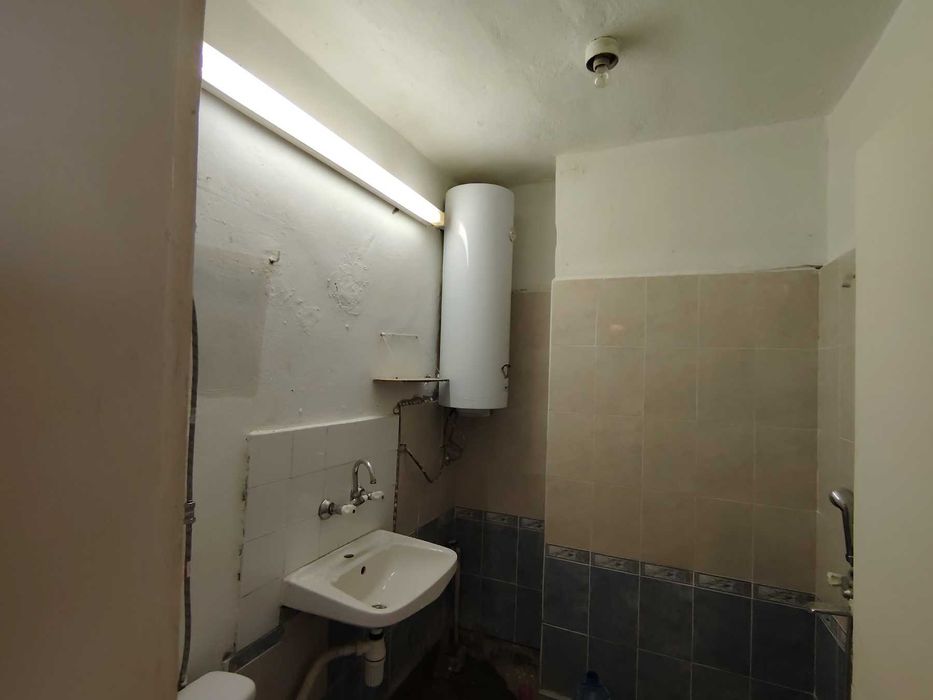 Продава се Тристаен апартамент в с. Каменец, Област Плевен - 74 кв.м за 193 €/кв.м - Снимка #12