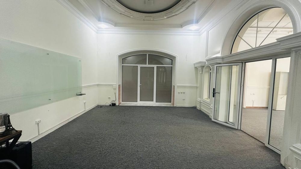 Аренда офиса М.Горкий 500м от метро 15$м2