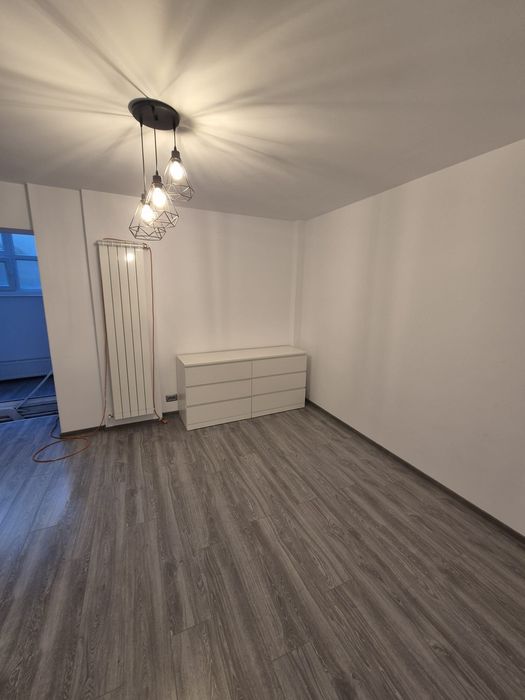 Casa cu 100 mp teren la numai 300 metri de parcul Carol