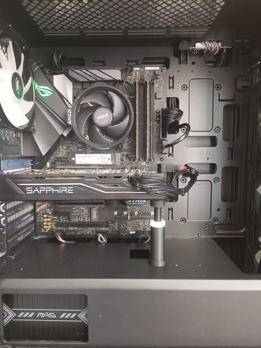 Комютър Ryzen 2600 | 16GB RAM | ASUS B450-F Strix Gaming | 256 GB Nvme + 480 GB SSD | RX 470 8GB | 550W за Работа и Гейминг