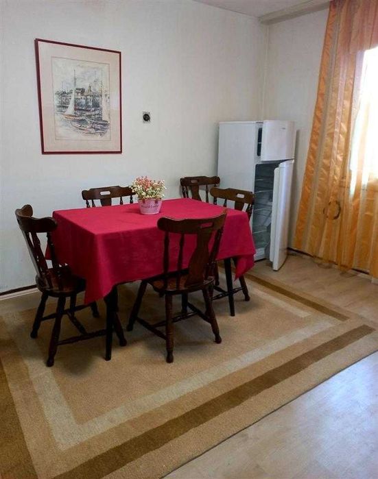 Двустаен имот в кв.Овча купел