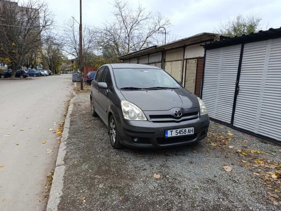 Toyota Corolla Verso 2.2 D4D