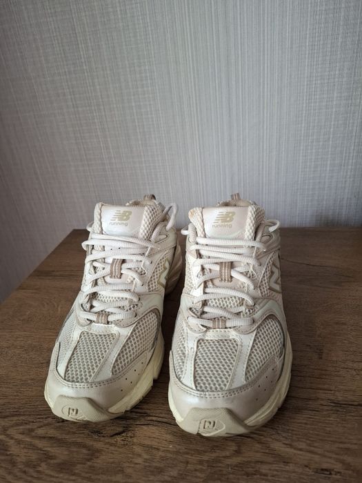New Balance 530 маратонки 39 номер.
