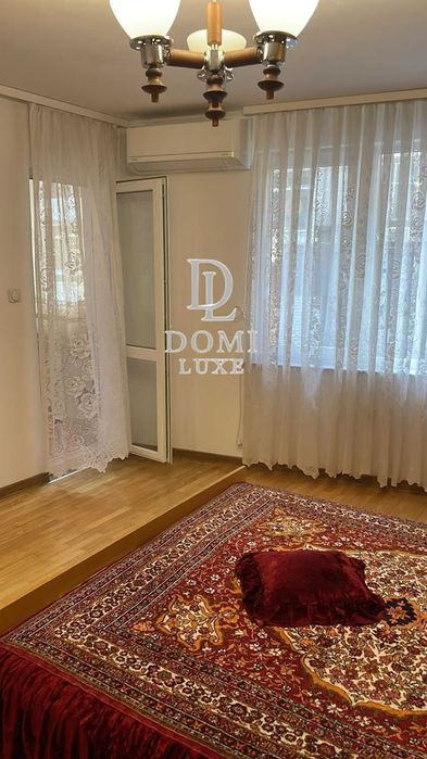 Продава се Тристаен апартамент в Варна, Победа - 105 кв.м за 1953 €/кв.м - Снимка #10