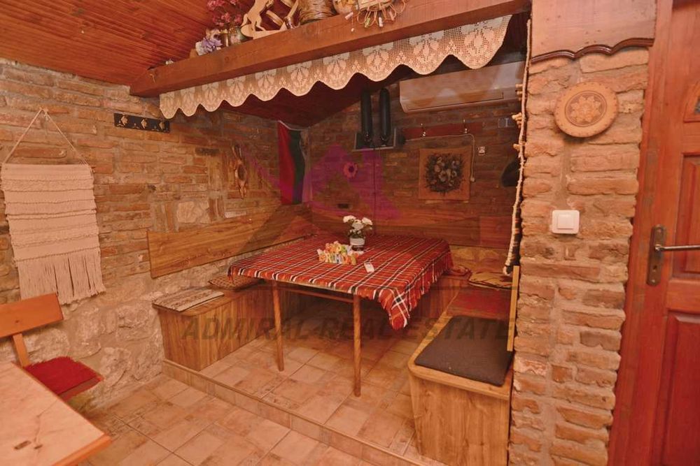 Дава се под наем Къща в с. Осеново, Област Варна - 300 кв.м за 511 € - Снимка #6