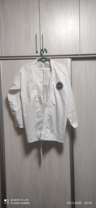 Кимоно для занятий таеквондо детское 3 шт б/у размер 2 шт 48 ,1 шт 44