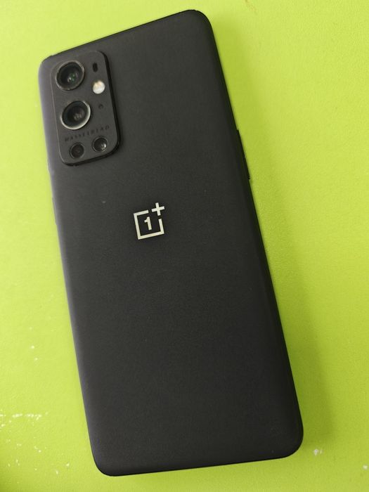 OnePlus 9 pro 12/256