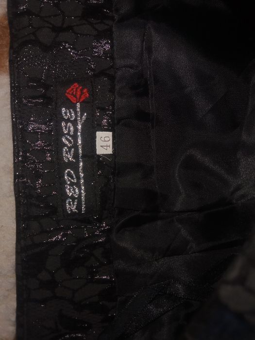 Женская одежда (юбка и штаны)