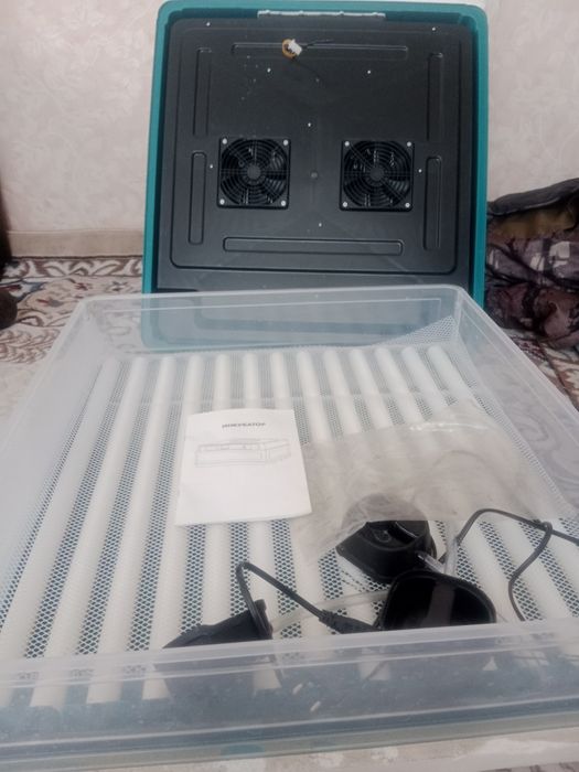 Продам инкубатор