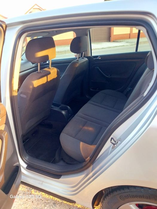 Volkswagen Golf V 1.9TDI 105CP TEAM