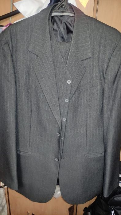 Костюм тройка мужской