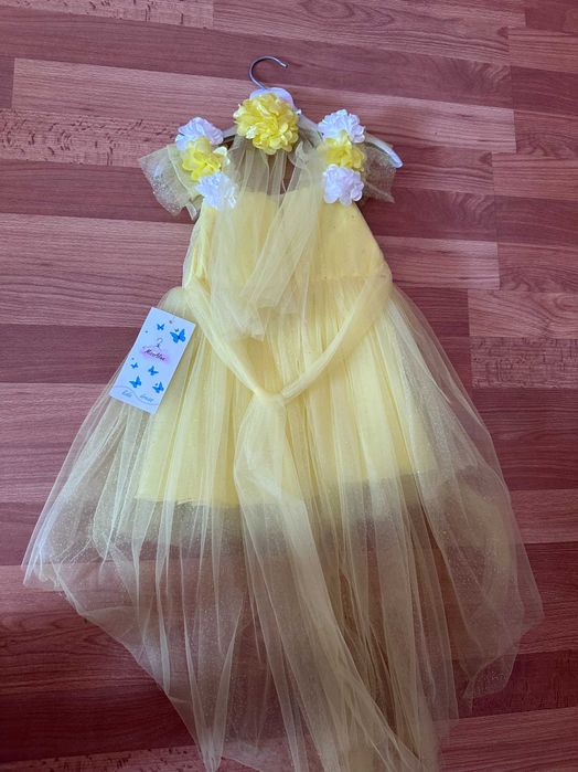 нова рокля размер 1г