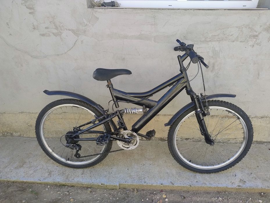 bicicleta neagra