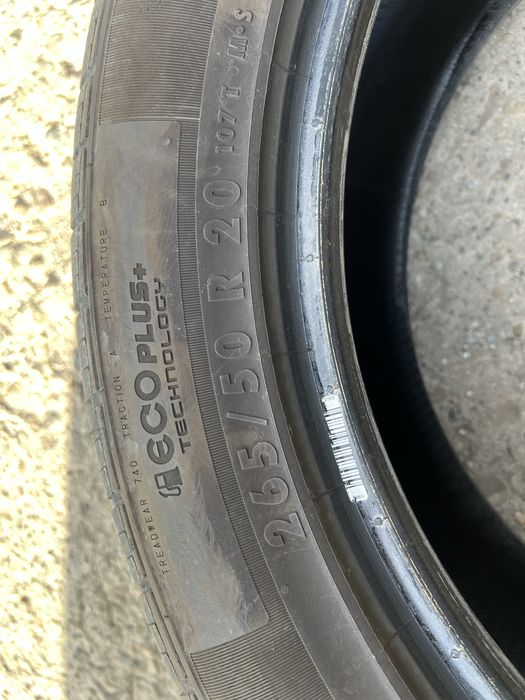 265/50/20 continental cross contact