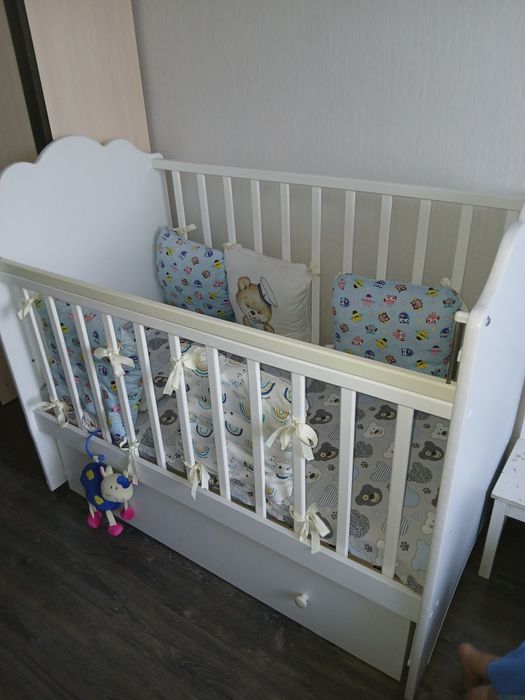 Детская кроватка 20000 тенге