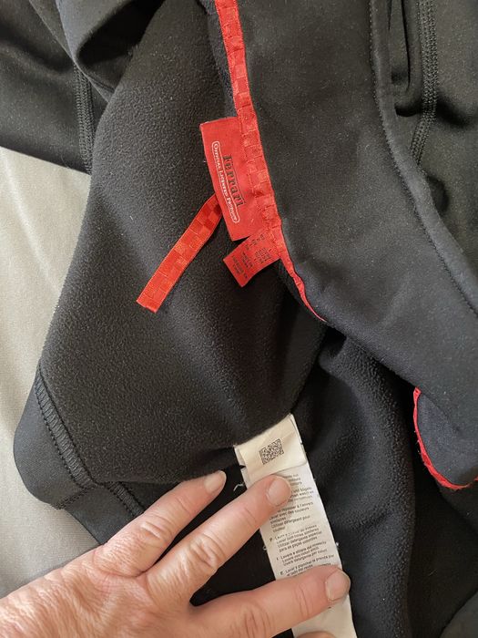 Зимни Екипи на Армани и Пума Ферари