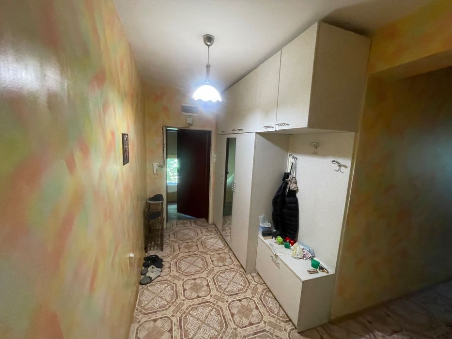 Продава се Тристаен апартамент в Плевен, 9-ти квартал - 79 кв.м за 775 €/кв.м - Снимка #14