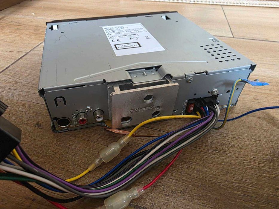 Автомобилен CD/USB плеър Kenwood KDC-W3054UR