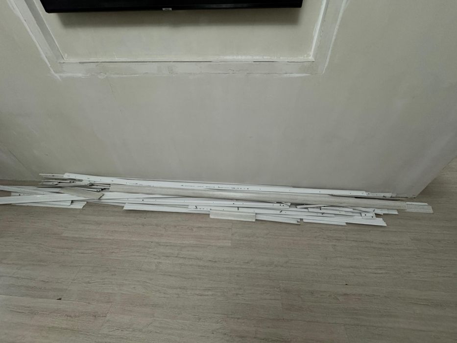 Плинтус продам срочно