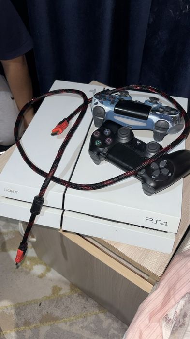 Sony PlayStation 4 slim