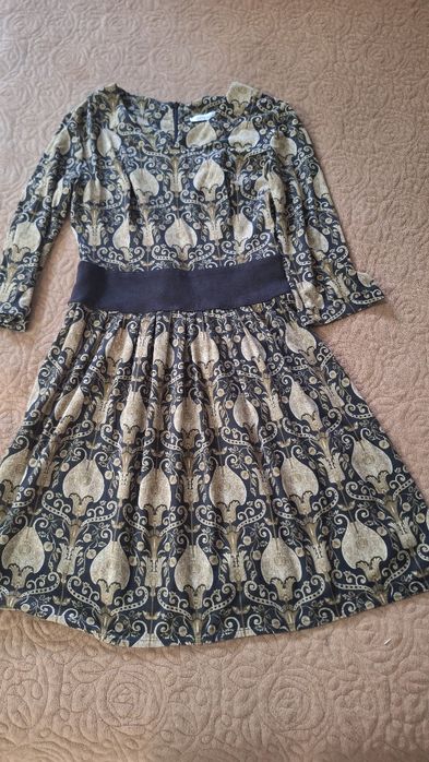 Rochii diferite de toamna ,maro, negru